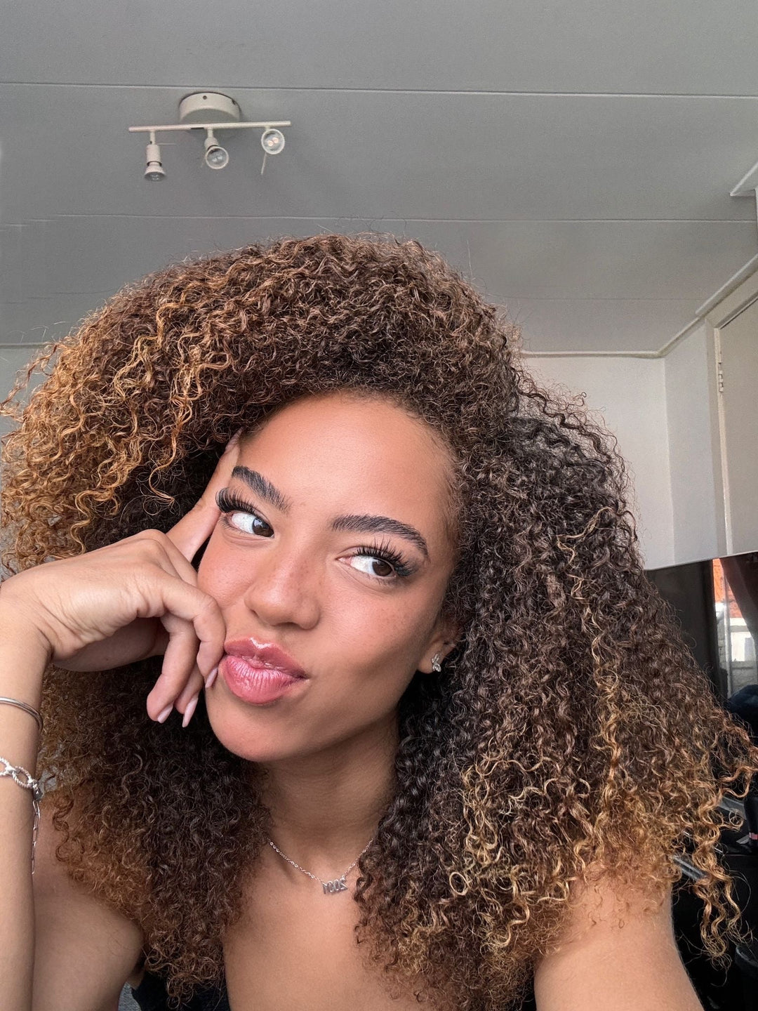 OBSESSED STARTER BOX - LEO